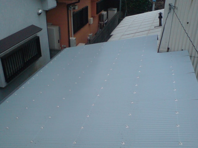 ガルバ波板3