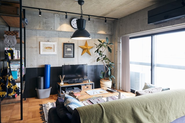 コンクリート住宅-min