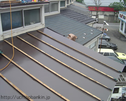 かわらＵ屋根から縦葺き板金屋根へのリフォーム4